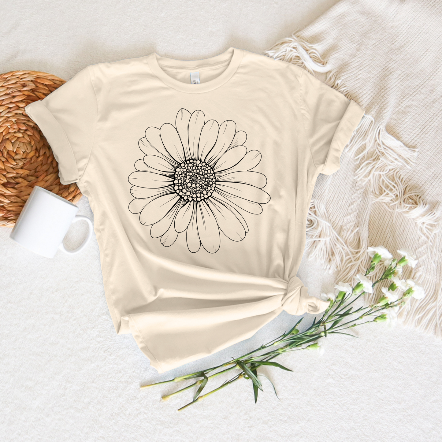 Daisy Outline Tee - Stitch Squad Co