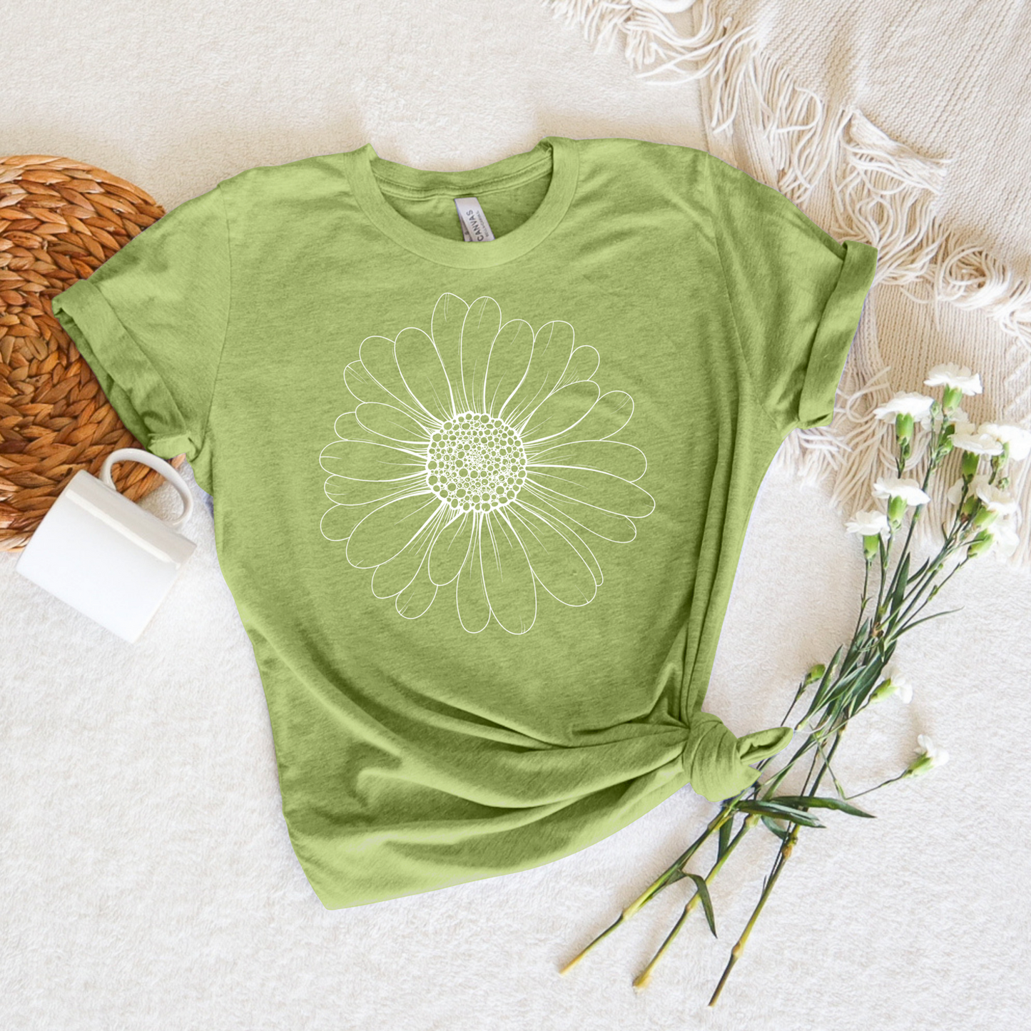 Daisy Outline Tee - Stitch Squad Co